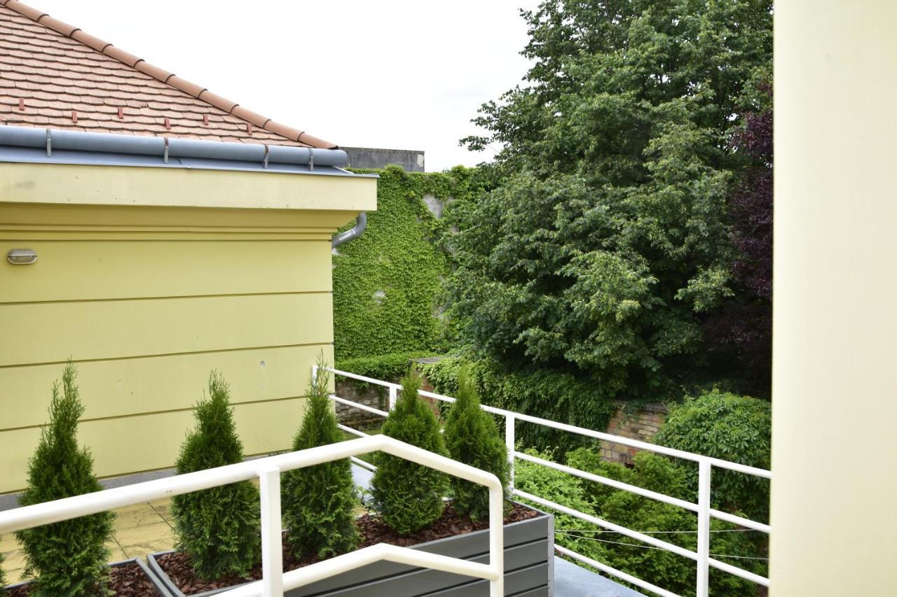 Stm3 Apartman Pécs Exterior foto